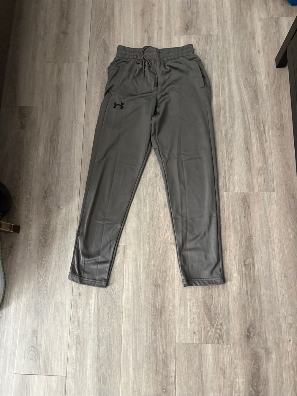 Under Armour Men’s Gray Performance Joggers